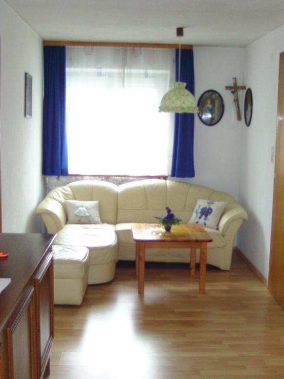 Ferienwohnung Kunz Schruns Zimmer foto